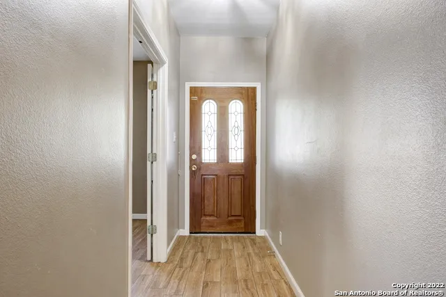 8615 Tioga Helotes, TX 78023