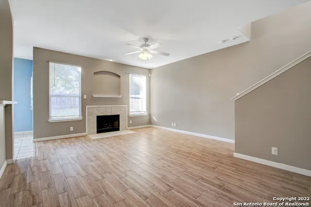 8615 Tioga Helotes, TX 78023