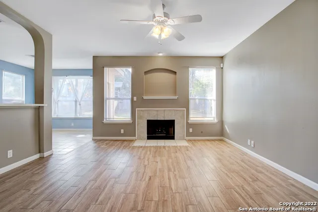 8615 Tioga Helotes, TX 78023