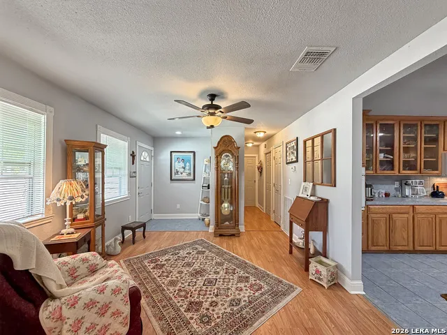 301 Canyon Edge Canyon Lake, TX 78133