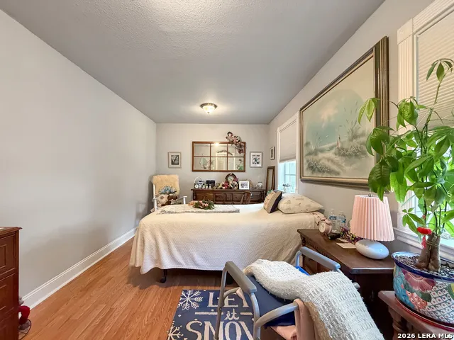301 Canyon Edge Canyon Lake, TX 78133