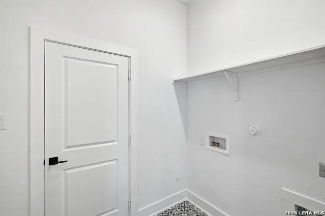 2210 Briggs Summit San Antonio, TX 78245