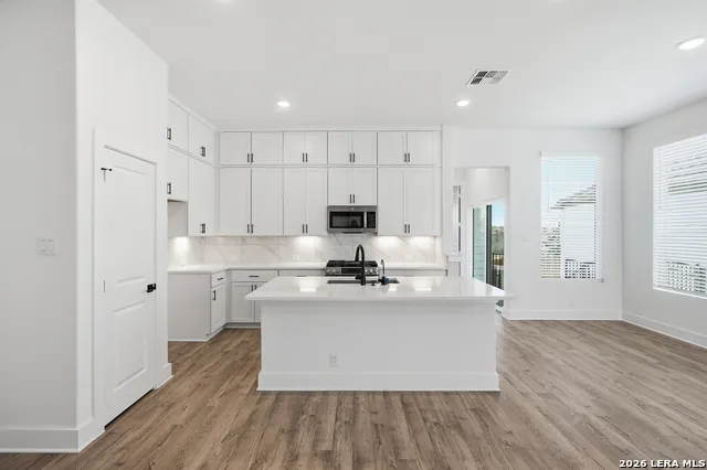 2210 Briggs Summit San Antonio, TX 78245