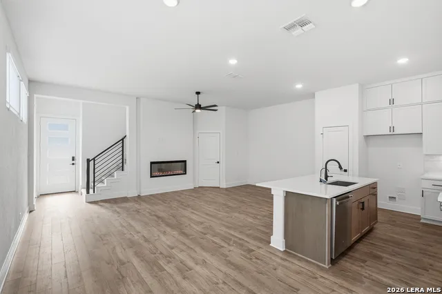 2210 Briggs Summit San Antonio, TX 78245