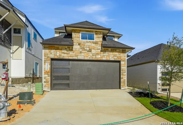 2210 Briggs Summit San Antonio, TX 78245