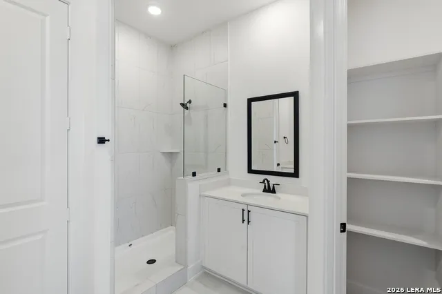 2210 Briggs Summit San Antonio, TX 78245