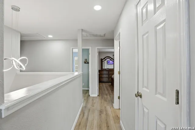 5930 Sapphire Cave San Antonio, TX 78222