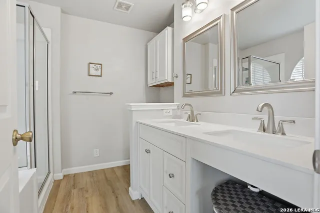 5930 Sapphire Cave San Antonio, TX 78222