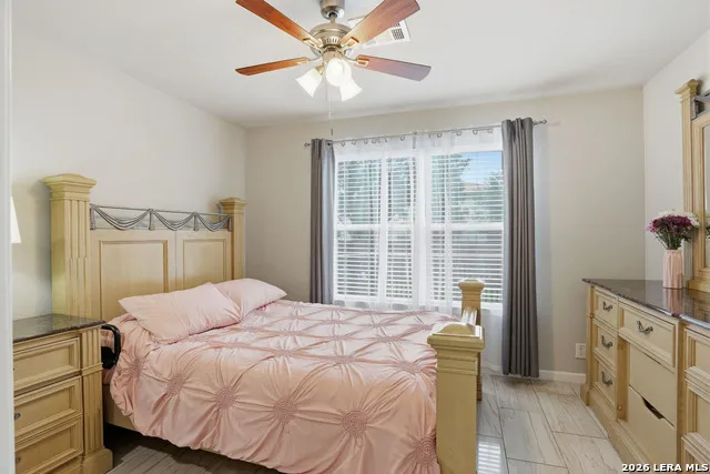 5930 Sapphire Cave San Antonio, TX 78222