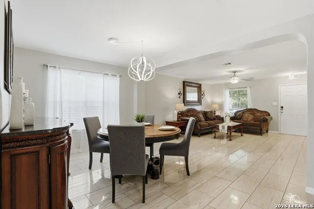5930 Sapphire Cave San Antonio, TX 78222
