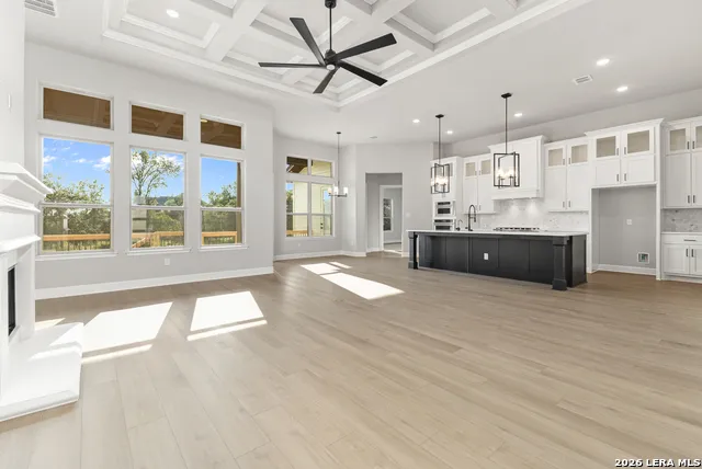 159 Bauer Castroville, TX 78009