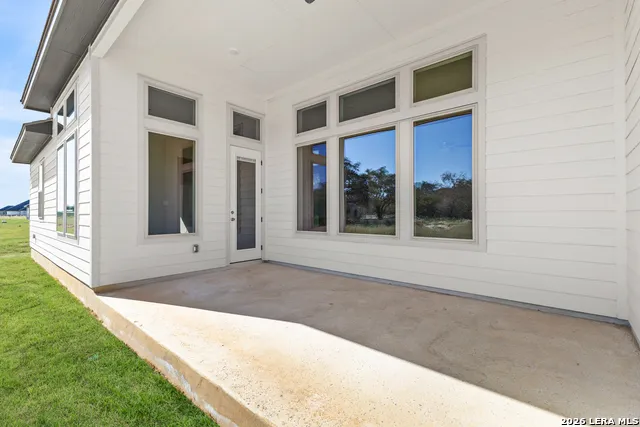 139 Pradera Ridge Floresville, TX 78114