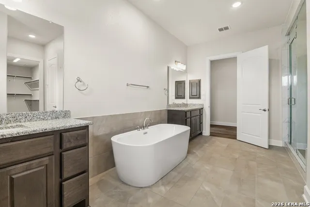 649 Legend Park Castroville, TX 78009
