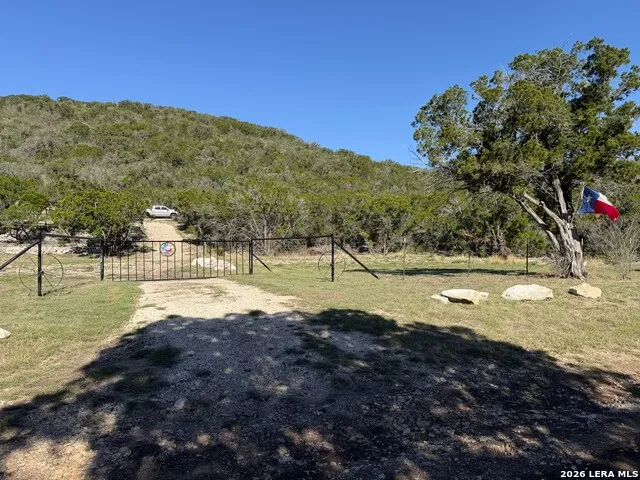 785 Private Road 3350 Concan, TX 78838