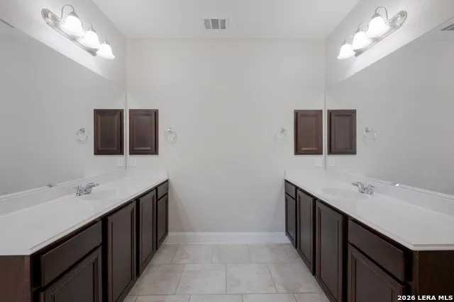 3935 Brazos Bnd San Antonio, TX 78245