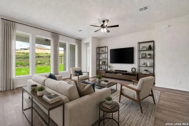 1823 Weinnacht New Braunfels, TX 78132