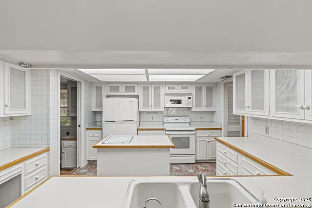 3038 Valley View San Antonio, TX 78217