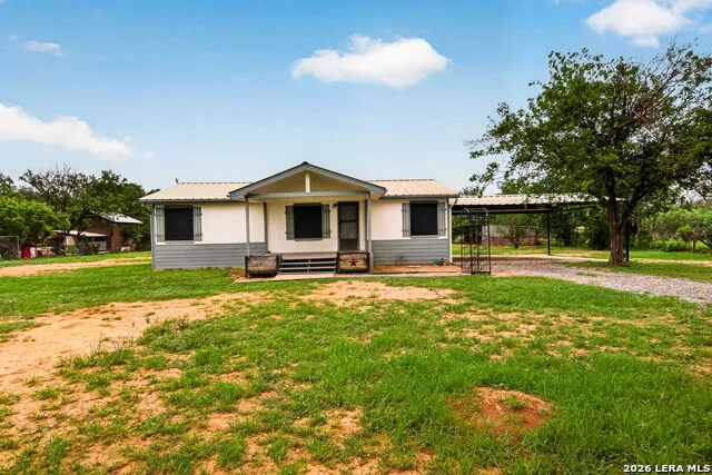 147 County Road 6841 Lytle, TX 78052