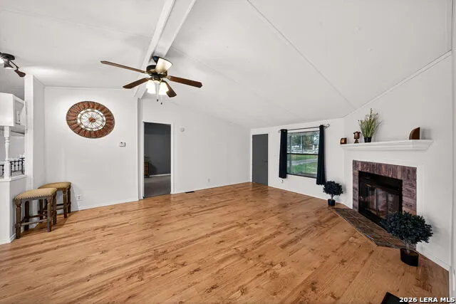147 County Road 6841 Lytle, TX 78052