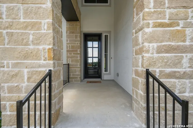 102 Kari Drive Castroville, TX 78009