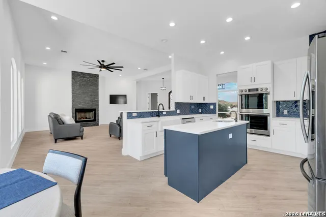 1416 CORKSCREW CT New Braunfels, TX 78132