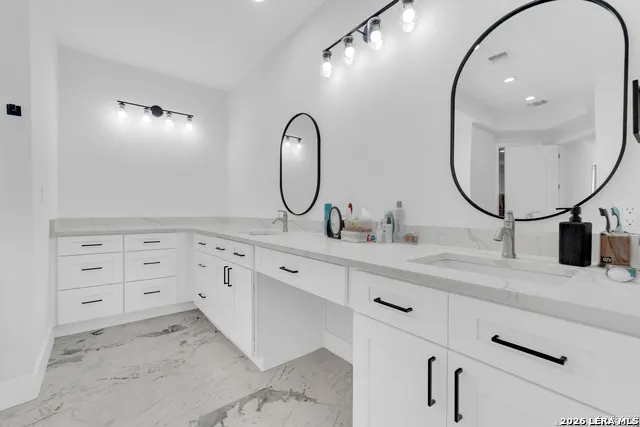 1416 CORKSCREW CT New Braunfels, TX 78132