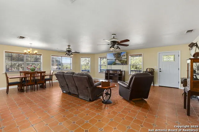 4335 Mail Route Fischer, TX 78623