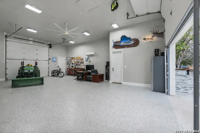 2551 Lakeshore Dr Canyon Lake, TX 78133