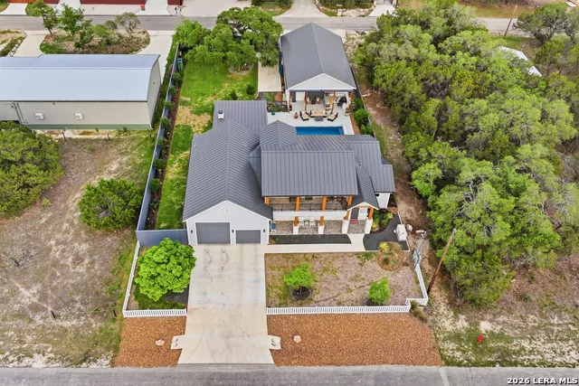 2551 Lakeshore Dr Canyon Lake, TX 78133