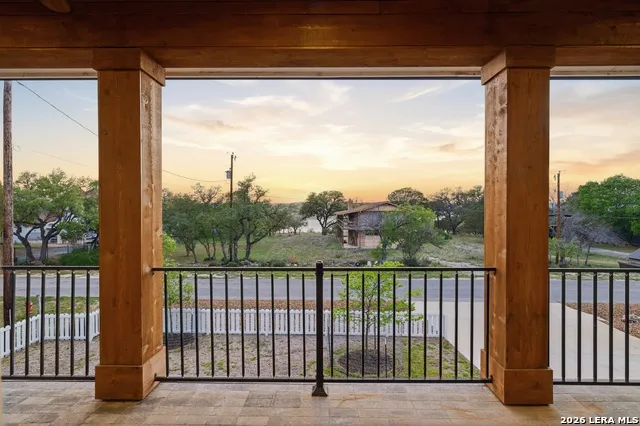 2551 Lakeshore Dr Canyon Lake, TX 78133
