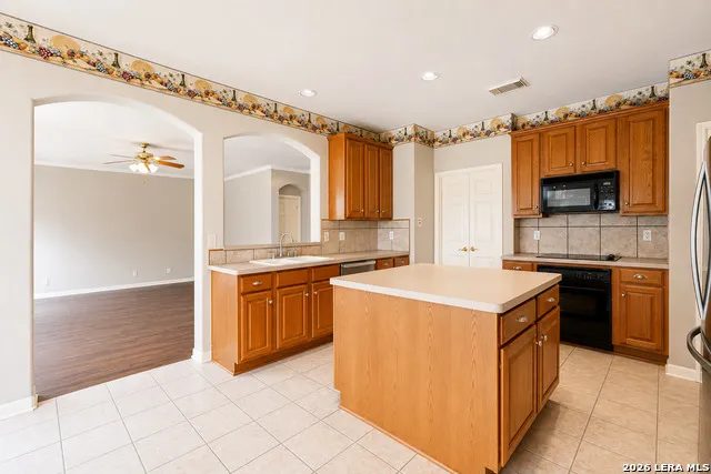 514 KEN DR San Antonio, TX 78258