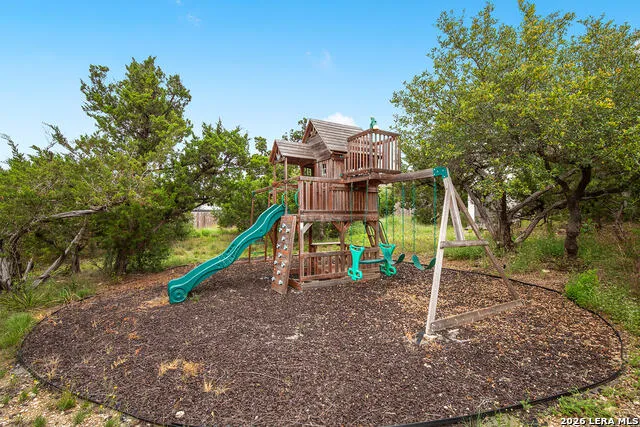 27124 Highland Crest San Antonio, TX 78260