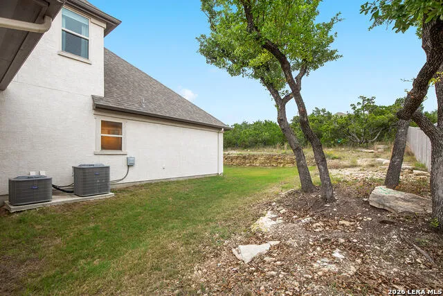 27124 Highland Crest San Antonio, TX 78260
