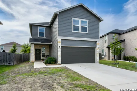 8223 Stoeger Path