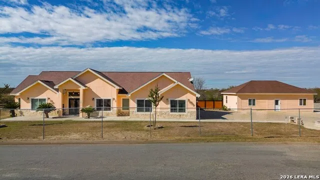 1182 Wagon Wheel Road Eagle Pass, TX 78852