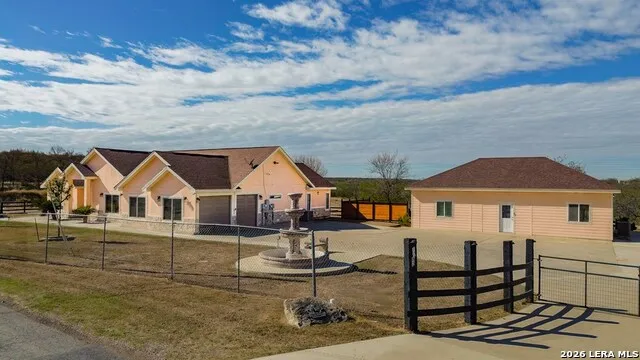 1182 Wagon Wheel Road Eagle Pass, TX 78852