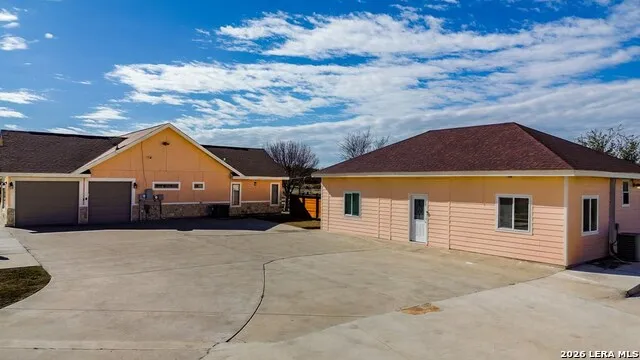 1182 Wagon Wheel Road Eagle Pass, TX 78852