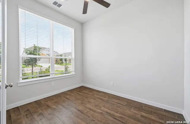 1027 Haystack New Braunfels, TX 78130