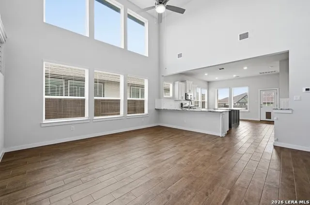 1027 Haystack New Braunfels, TX 78130