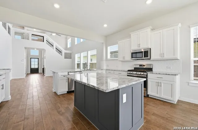 1027 Haystack New Braunfels, TX 78130