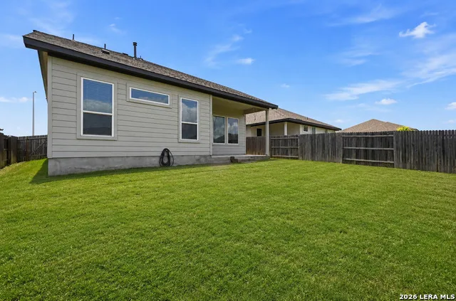 1027 Haystack New Braunfels, TX 78130