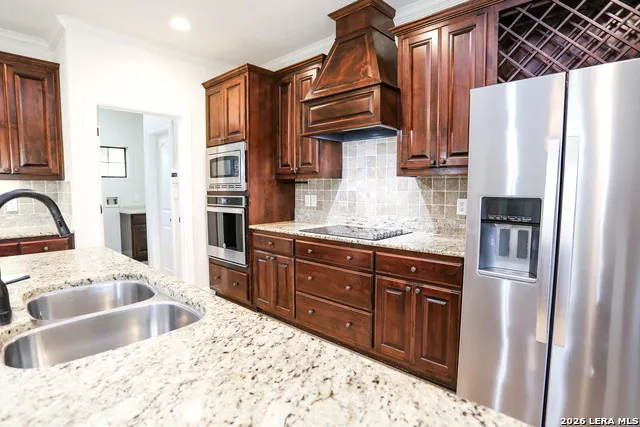 10406 RINDERFARM CT New Braunfels, TX 78132