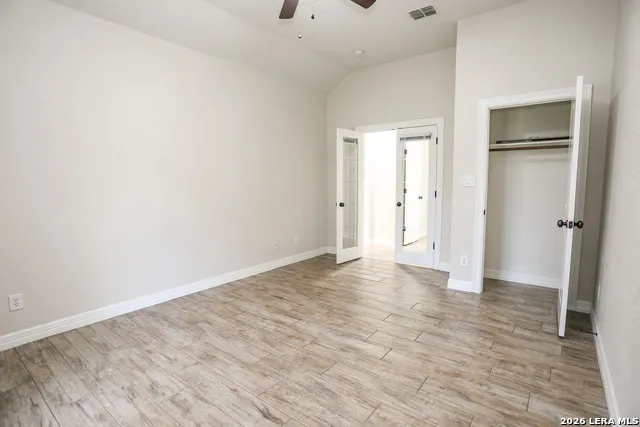 10406 RINDERFARM CT New Braunfels, TX 78132