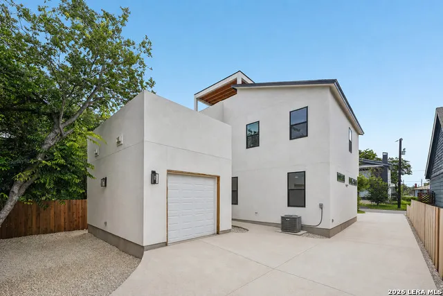 115 Spruce San Antonio, TX 78203