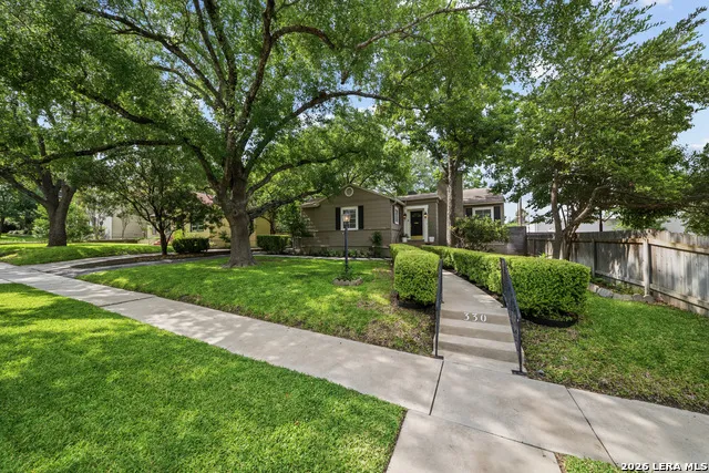 330 W AGARITA AVE San Antonio, TX 78212