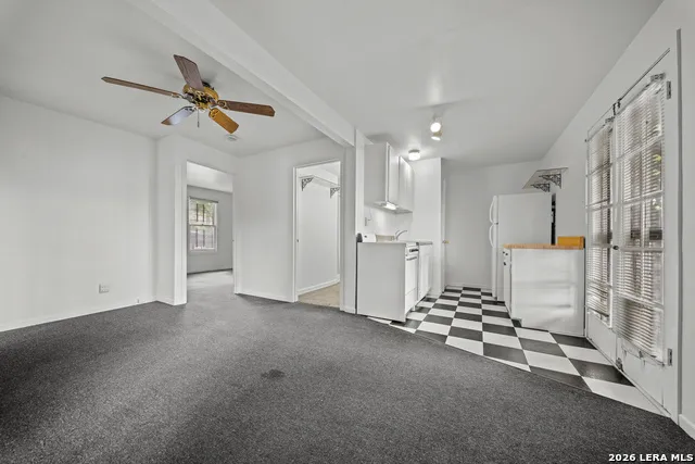 330 W AGARITA AVE San Antonio, TX 78212