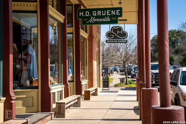 1640 GRUENE PASS New Braunfels, TX 78130