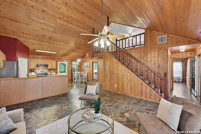 140 Teal Rdg Canyon Lake, TX 78133