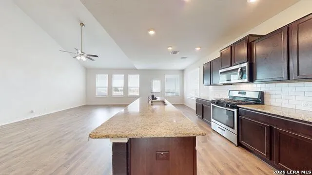 116 Country Cibolo, TX 78108