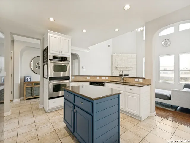 822 Tiger Lily San Antonio, TX 78260